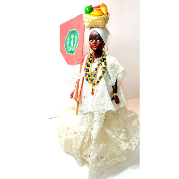 Vintage Rio de Janeiro Helln's Doll w/Fruit Hat, Beaded Necklace & Flag Souvenir - Picture 2 of 12
